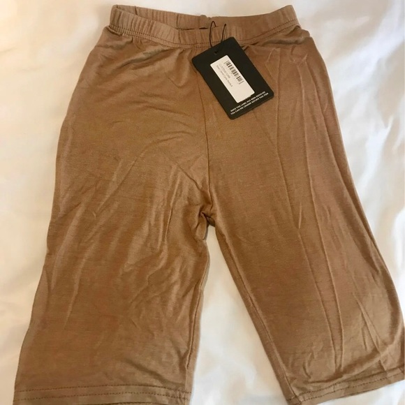 NEW Camel Bike Shorts - Picture 3 of 6